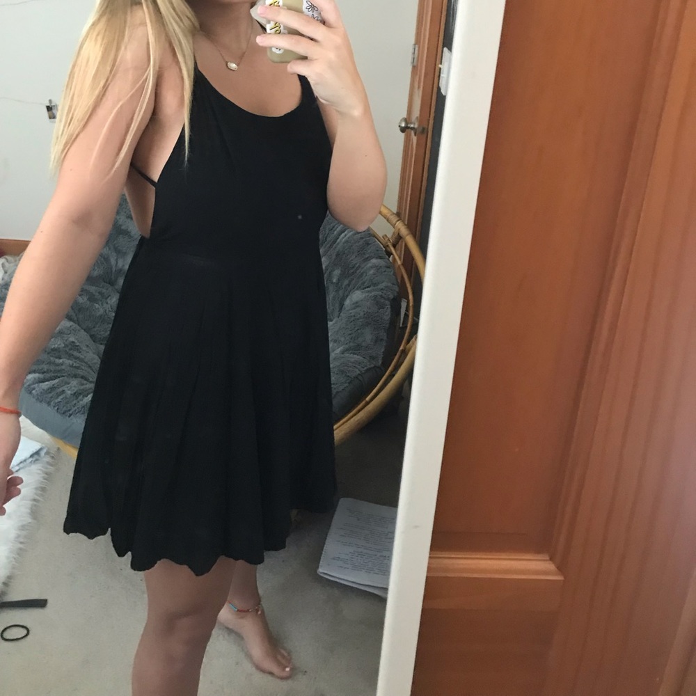 black mini dress - Picture 5 of 5